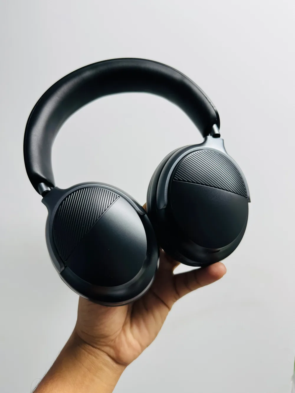 Mcdodo T02 Superior Active Noise Cancelling Overhead Earphone with Type-C Audio Port (HP-1420)